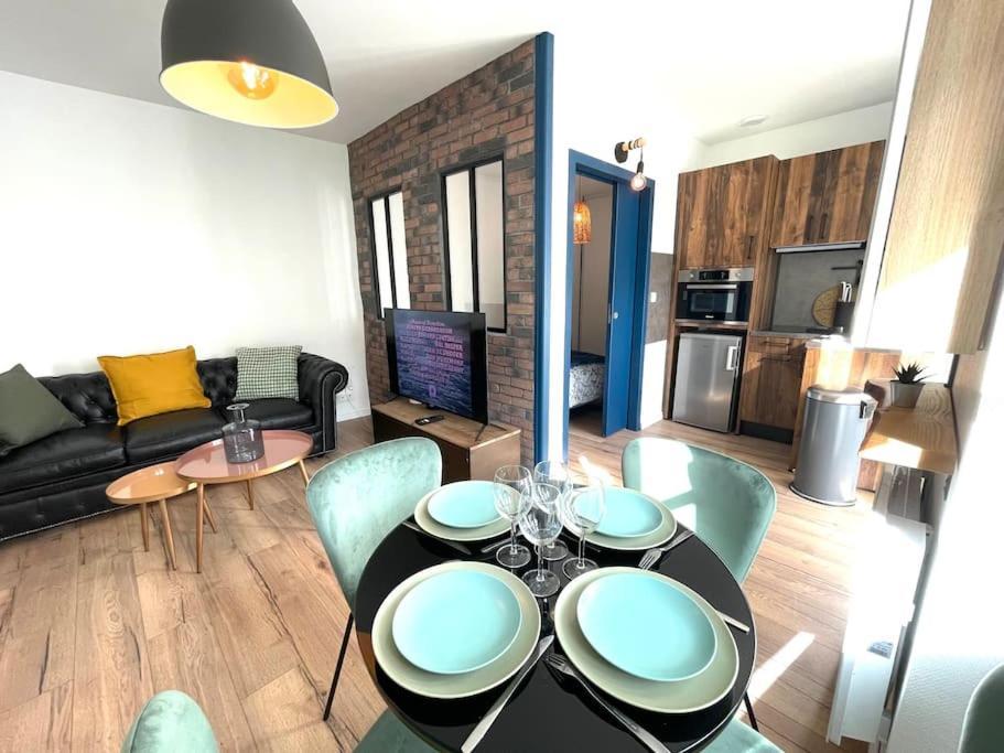 Le Charly - Magnifique Appartement Hypercentre Pau Eksteriør billede